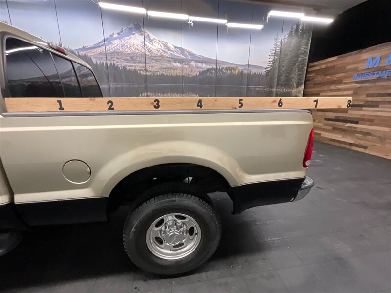 2000 Ford F-250 Super Duty Lariat 4X4 / 6.8L V10 TRITON / CLEAN  Leather Seats / RUST FREE / WARRANTY INCLUDED - Photo 26 - Gladstone, OR 97027