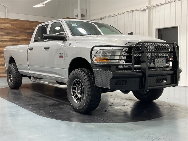 2011 RAM 3500 Crew Cab 4X4 / 6.7L DIESEL / 6-SPEED MANUAL  / LEVELED w. NEW WHEELS & TIRES - Photo 45 - Gladstone, OR 97027