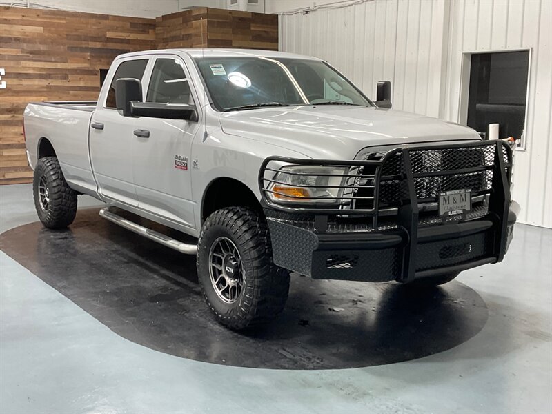 2011 RAM 3500 Crew Cab 4X4 / 6.7L DIESEL / 6-SPEED MANUAL  / LEVELED w. NEW WHEELS & TIRES - Photo 2 - Gladstone, OR 97027