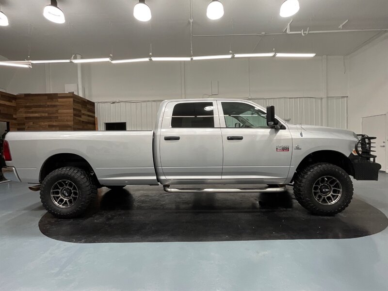 2011 RAM 3500 Crew Cab 4X4 / 6.7L DIESEL / 6-SPEED MANUAL  / LEVELED w. NEW WHEELS & TIRES - Photo 4 - Gladstone, OR 97027