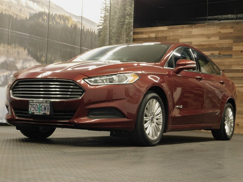 2014 Ford Fusion SE Hybrid Sedan / Lo   - Photo 1 - Gladstone, OR 97027