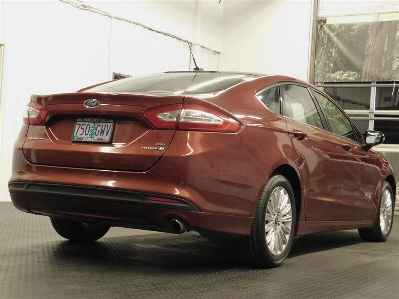 2014 Ford Fusion SE Hybrid Sedan / Lo   - Photo 8 - Gladstone, OR 97027