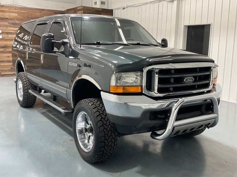 2001 Ford Excursion XLT 4X4 / 7.3L DIESEL / LIFTED / 151K MILES  / THIRD ROW SEAT / ZERO RUST / LIFTED w. 35inc A/T TIRES - Photo 2 - Gladstone, OR 97027