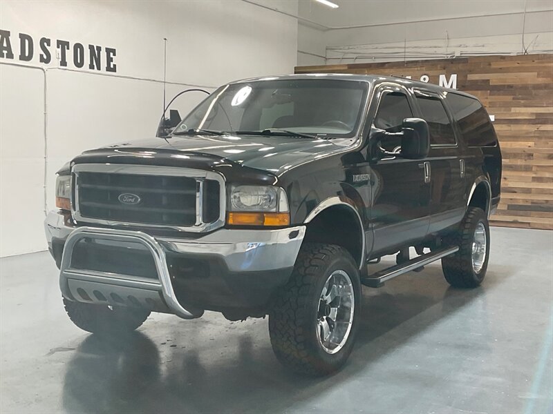 2001 Ford Excursion XLT 4X4 / 7.3L DIESEL / LIFTED / 151K MILES  / THIRD ROW SEAT / ZERO RUST / LIFTED w. 35inc A/T TIRES - Photo 52 - Gladstone, OR 97027