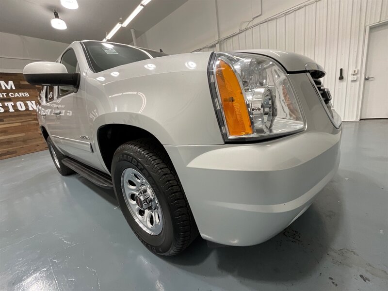 2011 GMC Yukon SLT 4X4 / Leather Sunroof / DVD Player / Camera  / Runs Great - Photo 52 - Gladstone, OR 97027