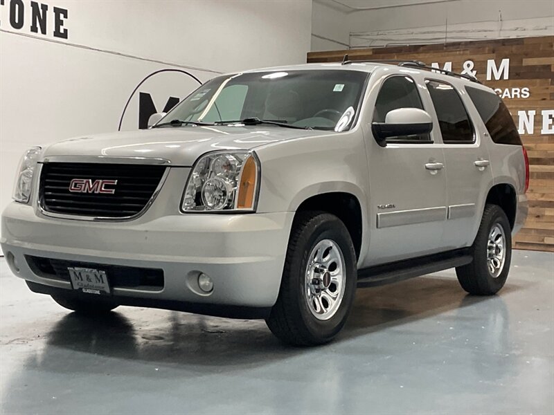 2011 GMC Yukon SLT 4X4 / Leather Sunroof / DVD Player / Camera  / Runs Great - Photo 1 - Gladstone, OR 97027