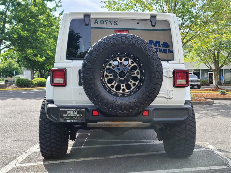 2019 Jeep Wrangler Unlimited SAHARA 4X4 V6 / LIFTED / 36K MILES  / 3.6L / HARD TOP / FUEL WHEELS / MUD TIRES / NO RUST / FACTORY WARRANTY / LOW LOW MILES - Photo 5 - Portland, OR 97217