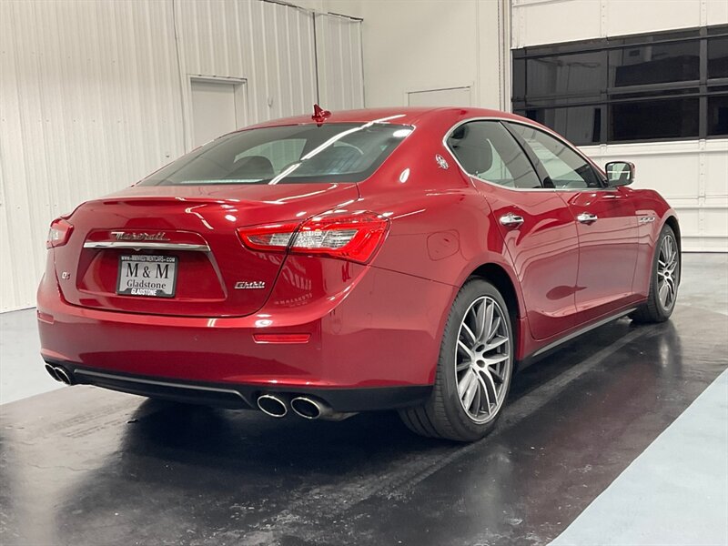 2016 Maserati Ghibli S Q4  Sedan AWD / V6 TWIN TURBO /ONLY 23,000 MILES  / 1-OWNER LOCAL - Photo 9 - Gladstone, OR 97027