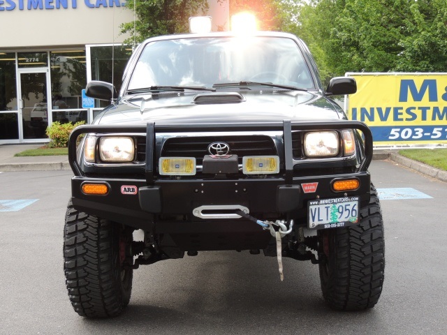 1996 Toyota Tacoma SR5 4X4 / 5-SPEED / 1-OWNER/ LIFTED LIFTED   - Photo 5 - Portland, OR 97217