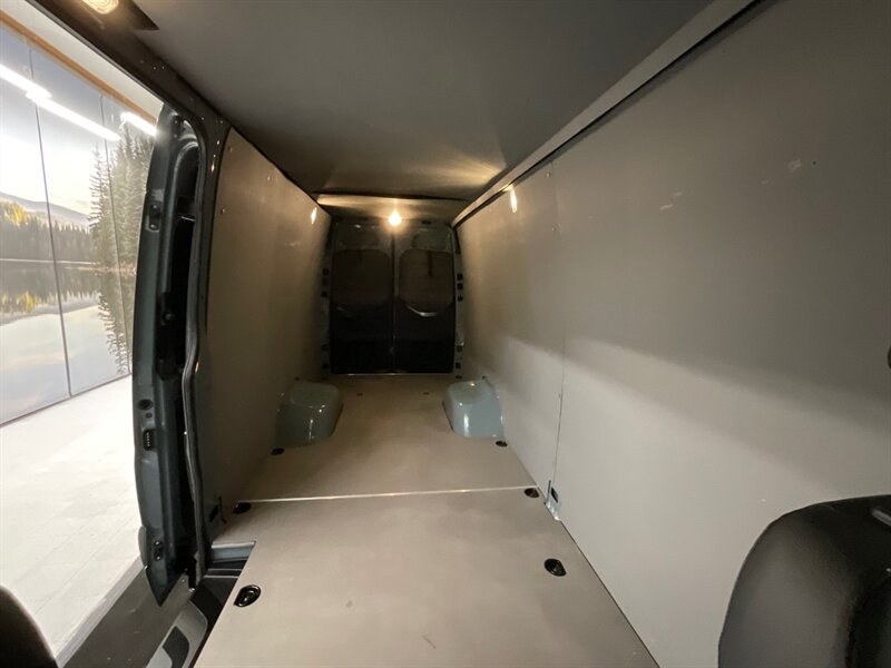 2022 Mercedes-Benz Sprinter 3500XD  / 170 " WB EXTENDED / LOADED - Photo 13 - Gladstone, OR 97027