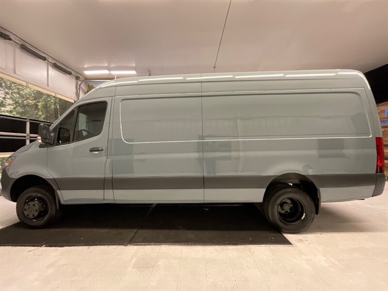 2022 Mercedes-Benz Sprinter 3500XD  / 170 " WB EXTENDED / LOADED - Photo 3 - Gladstone, OR 97027