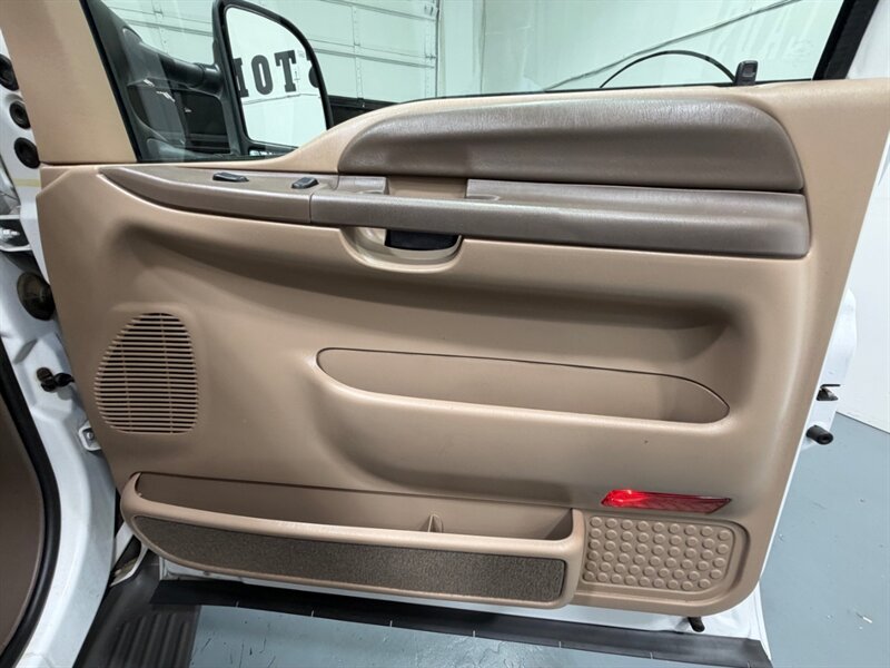 1999 Ford F-350 Super Duty Lariat 4X4 7.3L DIESEL DUALLY 107K MIL /Leather / LONG BED / LOCAL TRUCK - Photo 32 - Gladstone, OR 97027