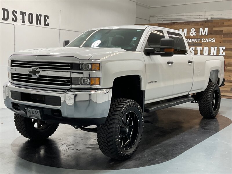 2015 Chevrolet Silverado 3500 Crew Cab 4X4 /6.0L V8/LIFTED NEW TIRES /74K MILES  / LOCAL NO RUST - Photo 1 - Gladstone, OR 97027