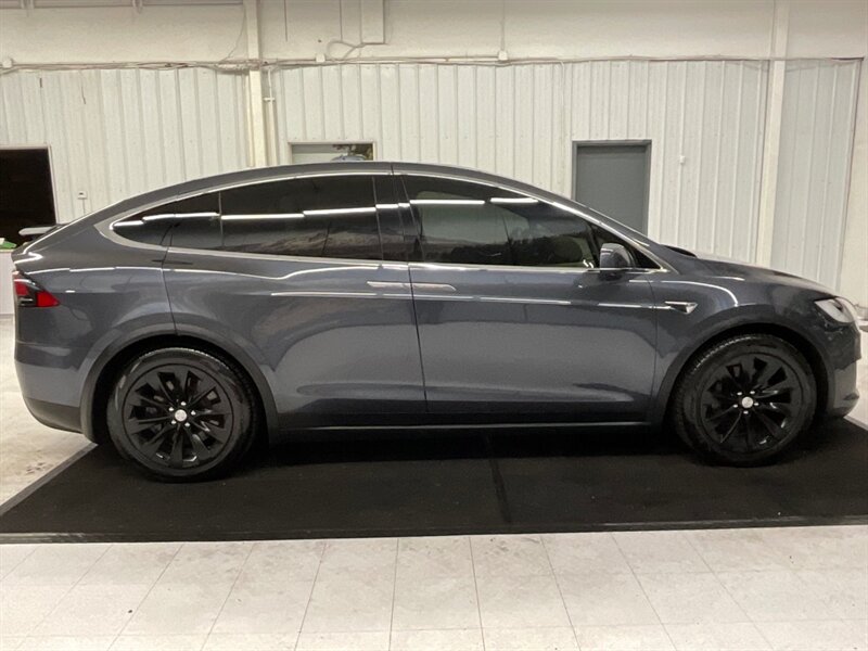 2017 Tesla Model X 100D  / LOCAL Sport Utility / MODEL X 100 D / SHARP & CLEAN !! - Photo 4 - Gladstone, OR 97027