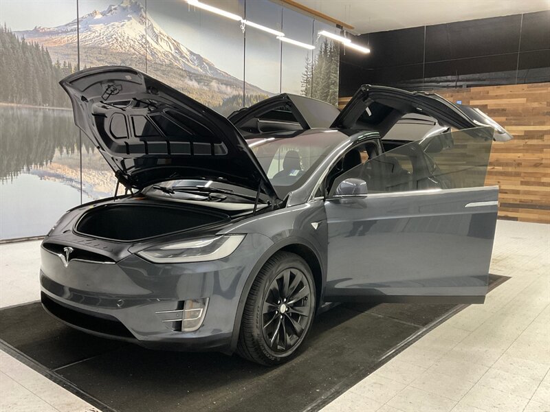 2017 Tesla Model X 100D  / LOCAL Sport Utility / MODEL X 100 D / SHARP & CLEAN !! - Photo 33 - Gladstone, OR 97027