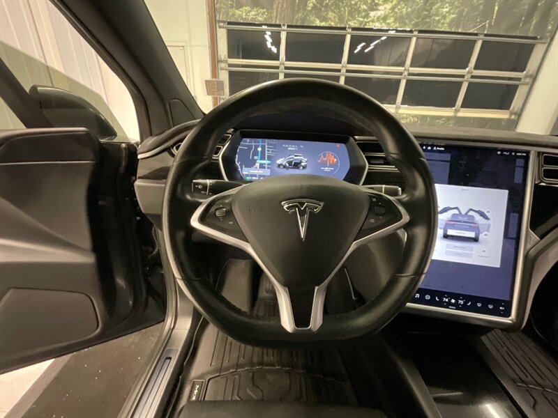 2017 Tesla Model X 100D  / LOCAL Sport Utility / MODEL X 100 D / SHARP & CLEAN !! - Photo 43 - Gladstone, OR 97027