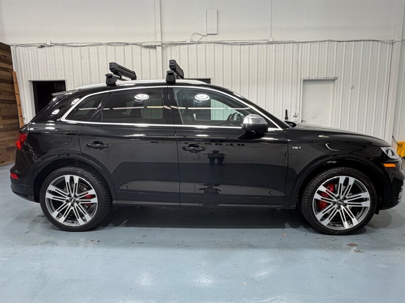 2018 Audi SQ5 3.0T quattro Premium Plus AWD S-SPORT PANO ROOF / Leather w. Heated & Cooled Seats / Backup Camera - Photo 4 - Gladstone, OR 97027