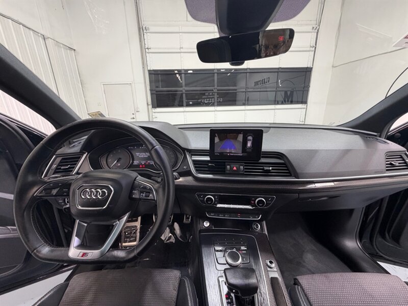 2018 Audi SQ5 3.0T quattro Premium Plus AWD S-SPORT PANO ROOF / Leather w. Heated & Cooled Seats / Backup Camera - Photo 37 - Gladstone, OR 97027