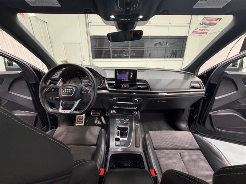 2018 Audi SQ5 3.0T quattro Premium Plus AWD S-SPORT PANO ROOF / Leather w. Heated & Cooled Seats / Backup Camera - Photo 34 - Gladstone, OR 97027