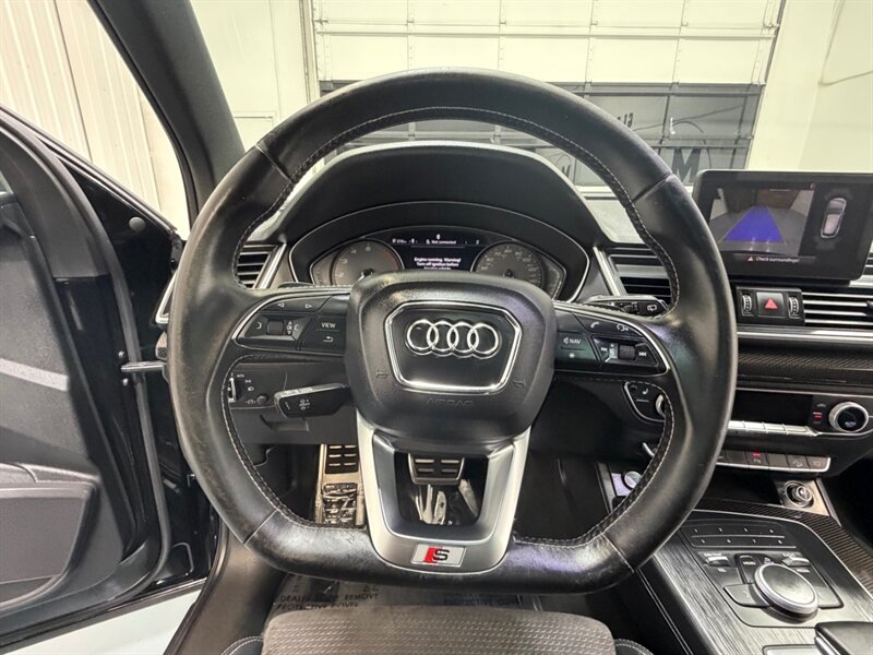 2018 Audi SQ5 3.0T quattro Premium Plus AWD S-SPORT PANO ROOF / Leather w. Heated & Cooled Seats / Backup Camera - Photo 15 - Gladstone, OR 97027