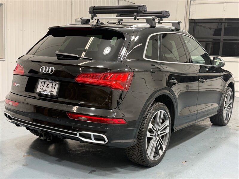2018 Audi SQ5 3.0T quattro Premium Plus AWD S-SPORT PANO ROOF / Leather w. Heated & Cooled Seats / Backup Camera - Photo 8 - Gladstone, OR 97027