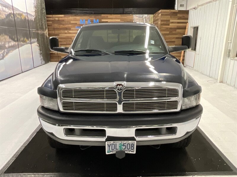 2001 Dodge Ram 2500 SLT Laramie 4X4 / 5.9L DIESEL / 6-SPEED MANUAL  / 1-OWNER LOCAL OREGON TRUCK / RUST FREE / LONG BED / 144,000 MILES - Photo 5 - Gladstone, OR 97027