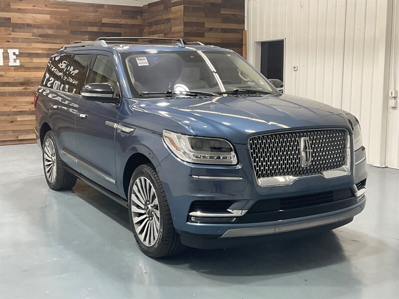 2019 Lincoln Navigator Reserve  AWD/ 3.5L V6 Twinturbo / 64,000 MILES  / Panoramic Sunroof / Leather w. Heated & Cooled Seats / FULLY LAODED - Photo 2 - Gladstone, OR 97027