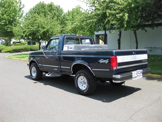 1994 Ford F-150 XLT - Photo 4 - Portland, OR 97217