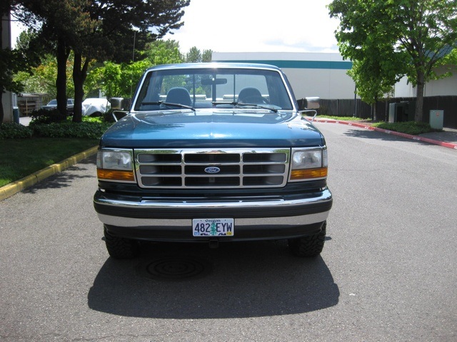 1994 Ford F-150 XLT - Photo 2 - Portland, OR 97217