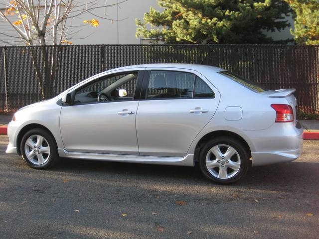 2007 Toyota Yaris   - Photo 3 - Portland, OR 97217