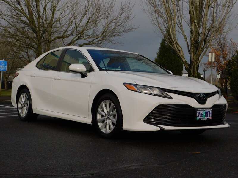 2018 Toyota Camry LE SEDAN 4DR 47K-MILES 2-OWNER UNDER WARRTY   - Photo 2 - Portland, OR 97217