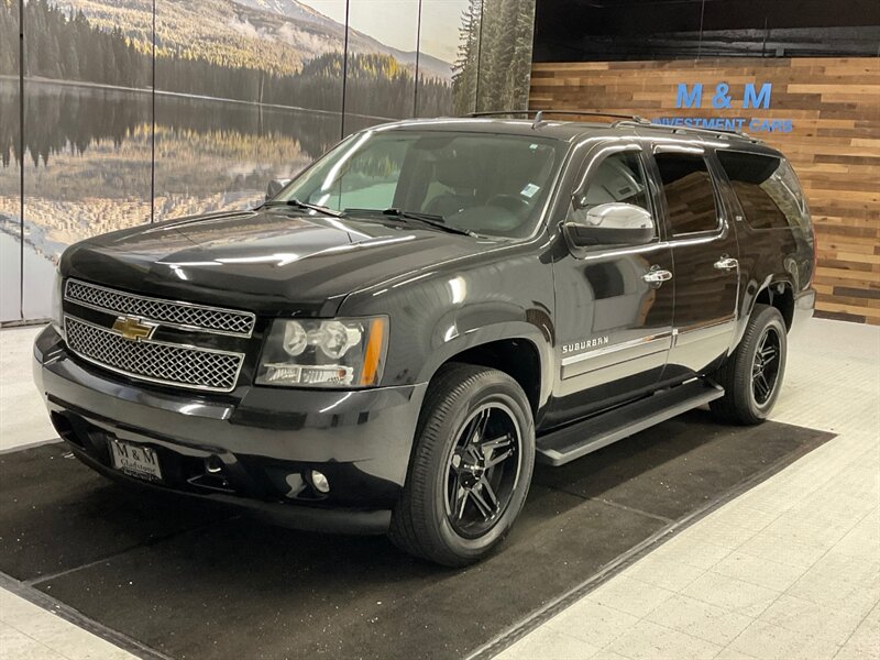 2011 Chevrolet Suburban LTZ 1500 4X4 / DVD / Navi / Camera / Leather  / LOCAL TRUCK / RUST FREE / 3RD ROW SEAT - Photo 1 - Gladstone, OR 97027