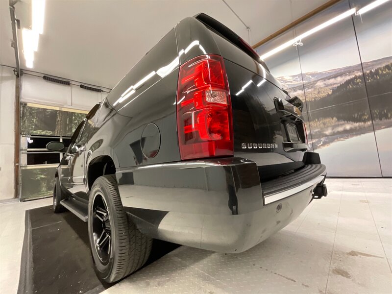 2011 Chevrolet Suburban LTZ 1500 4X4 / DVD / Navi / Camera / Leather  / LOCAL TRUCK / RUST FREE / 3RD ROW SEAT - Photo 28 - Gladstone, OR 97027