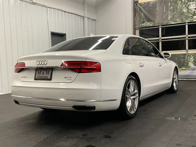 2015 Audi A8 L 4.0T quattro AWD / 4.0L V8 Turbo / LOADED  Heated & Cooled Leather / Sunroof / BEAUTIFUL CONDITION !! - Photo 7 - Gladstone, OR 97027