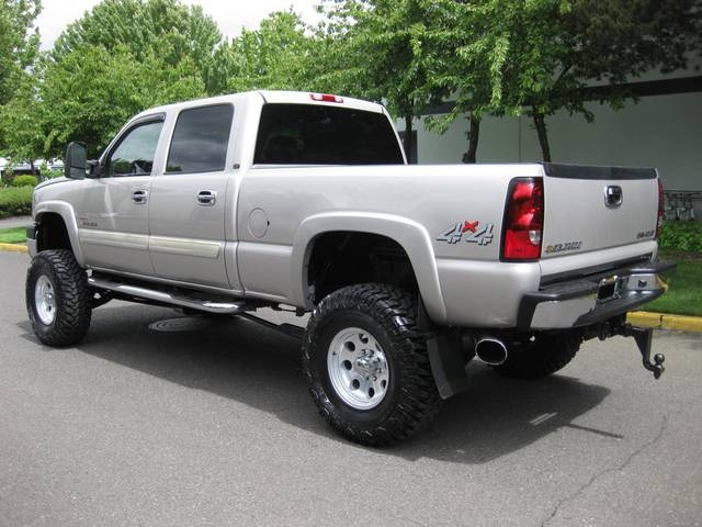 2005 Chevrolet Silverado 2500 LT   - Photo 4 - Portland, OR 97217