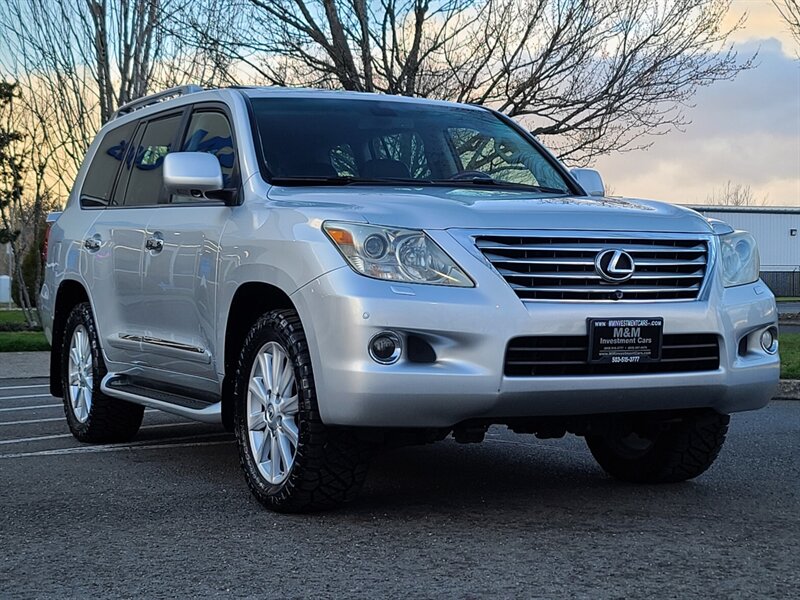 2008 Lexus LX 570 4WD / Luxury / 8-passenger / Fully Loaded  / Crawl Control / Hydraulic Suspension / Dealer Service Records / Top Shape - Photo 77 - Portland, OR 97217