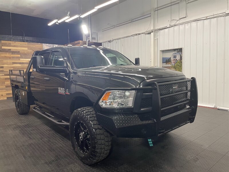 2017 RAM 3500 Crew Cab 4X4 / 6.7L   - Photo 2 - Gladstone, OR 97027