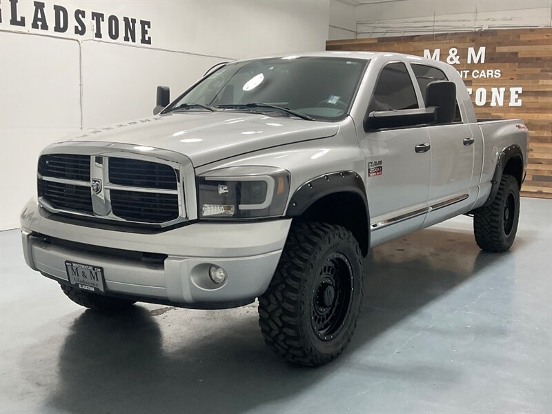 2008 Dodge Ram 2500 Laramie MEGACAB 4X4 / 5.7L V8 HEMI /DVD / LIFTED / LIFTED w. NEW WHEELS & TIRES / Sunroof / Leather w. Heated Seats / DVD Player / Backup Camera / ZERO RUST - Photo 1 - Gladstone, OR 97027