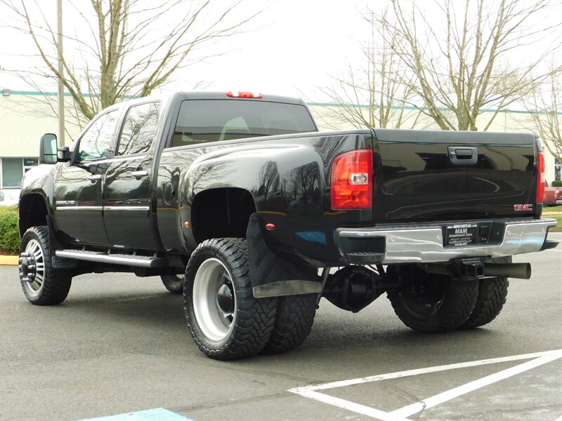 2011 GMC Sierra 3500 Denali 4X4 6.6L DURAMAX DIESEL /  DUALLY / LIFTED   - Photo 7 - Portland, OR 97217