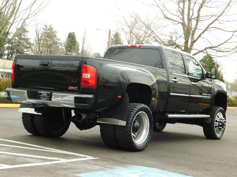 2011 GMC Sierra 3500 Denali 4X4 6.6L DURAMAX DIESEL /  DUALLY / LIFTED   - Photo 8 - Portland, OR 97217