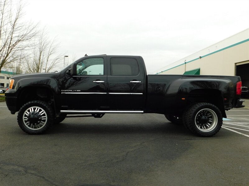 2011 GMC Sierra 3500 Denali 4X4 6.6L DURAMAX DIESEL /  DUALLY / LIFTED   - Photo 3 - Portland, OR 97217