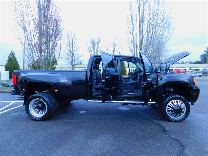 2011 GMC Sierra 3500 Denali 4X4 6.6L DURAMAX DIESEL /  DUALLY / LIFTED   - Photo 38 - Portland, OR 97217