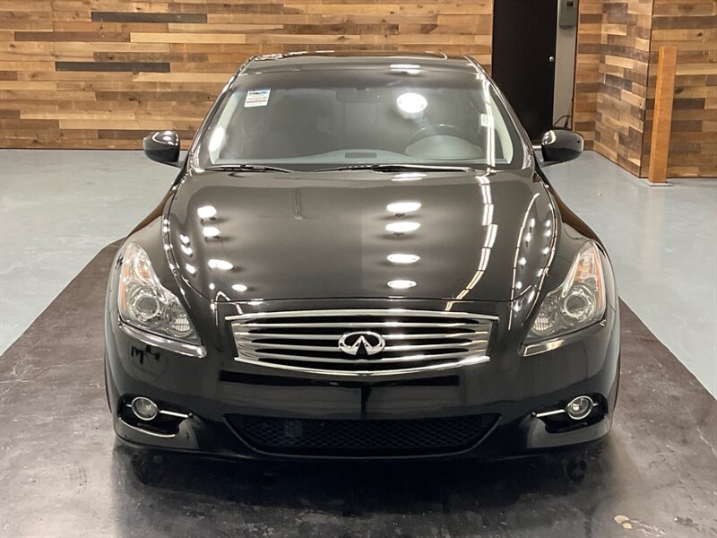 2015 INFINITI Q60 Coupe AWD / 3.7L V6 / Premium Pkg / 48K MILES  / Leather Navigation - Photo 6 - Gladstone, OR 97027