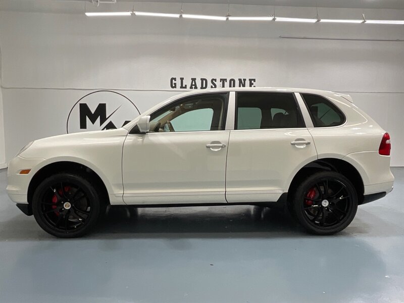 2008 Porsche Cayenne Turbo Sport Utility AWD / 4.8L Twin Turbo V8  / BRAND NEW TIRES / Leather heated seats - Photo 3 - Gladstone, OR 97027