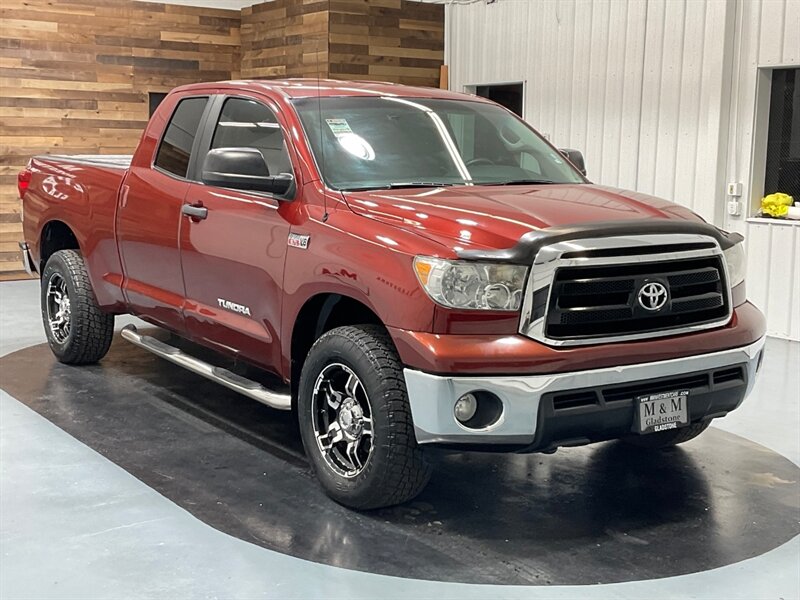 2010 Toyota Tundra Grade Double Cab 4X4 / 5.7L V8 / 1-OWNER LOCAL  / ZERO RUST - Photo 2 - Gladstone, OR 97027