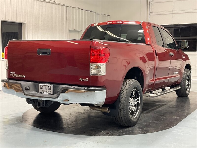 2010 Toyota Tundra Grade Double Cab 4X4 / 5.7L V8 / 1-OWNER LOCAL  / ZERO RUST - Photo 8 - Gladstone, OR 97027