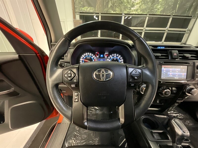 2015 Toyota 4Runner TRD Pro 4X4 / ICON LIFT KIT / BRAND NEW TIRES  / 1-OWNER OREGON SUV / Sunroof / CRAWL CONTROL / 66,000 MILES - Photo 47 - Gladstone, OR 97027