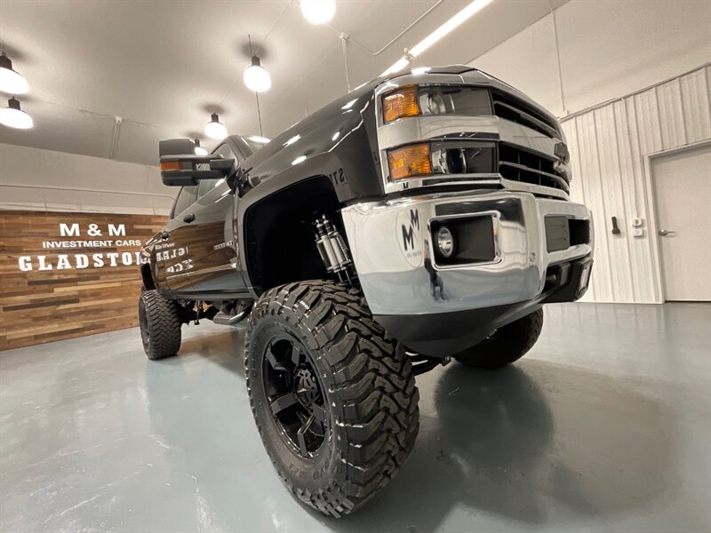 2019 Chevrolet Silverado 3500 LTZ 4X4 / 6.6L DIESEL / Z71 / MONSTER LIFT  / Sunroof / LOADED - Photo 58 - Gladstone, OR 97027