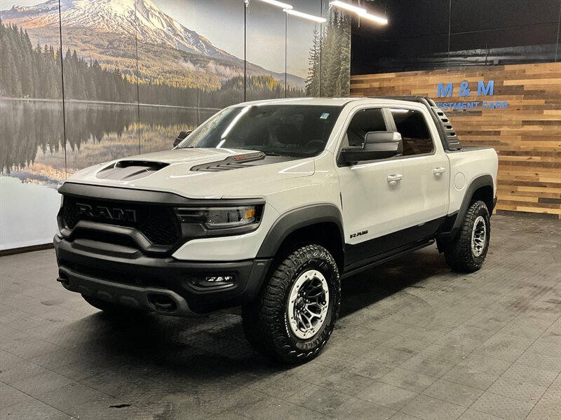 2021 RAM 1500 TRX Crew Cab 4X4 / 6.2L HEMI SUPERCHARGED /LOADED  TRX Level 2 Equipment Group / 702HP/ Dual Panoramic Sunroof / ONLY 8,000 MILES - Photo 25 - Gladstone, OR 97027