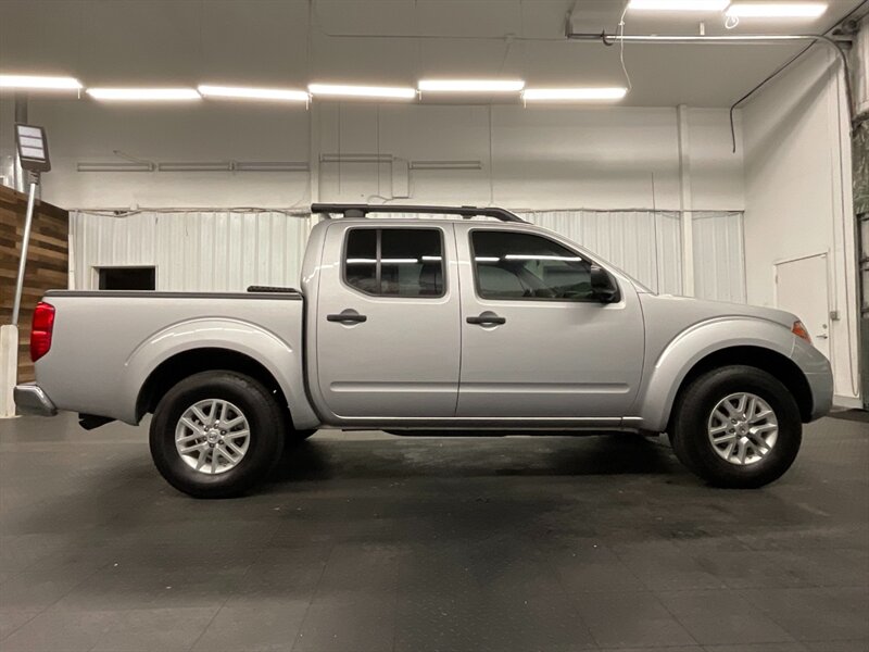 2017 Nissan Frontier SV Crew Cab 4X4 / V6   - Photo 38 - Gladstone, OR 97027